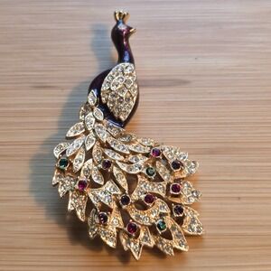 Vintage Unsigned Gold Tone Peacock Multicolor Rhinestone Purple Enamel Brooch
